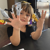 Make these Halloween Finger Puppets including Jack’O Lanterns, skeleton, bat, black cat, witch hat, ghost. You will be able to make these simple crafts with these printable templates.