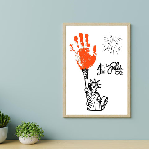 It's a fun way to learn about our beautiful nation's history this 4th of July. Handprint Crafts made easy: Just print and stamp handprints. 