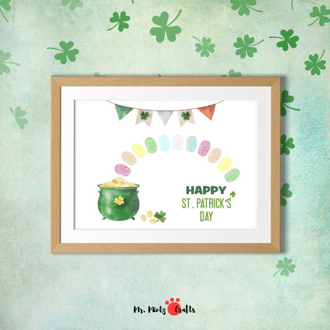 St. Patrick's Day is coming up, and it's time to get creative! This sweet and simple project to do with your kids for St. Patrick's Day. This Pot of Gold Fingerprint Art makes the perfect card for parents, grandparents and loved ones!