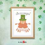 A sweet and simple project to do with your kids for St. Patricks Day. This Lucky Little Leprechaun Handprint Art makes the perfect card for parents, grandparents and loved ones!